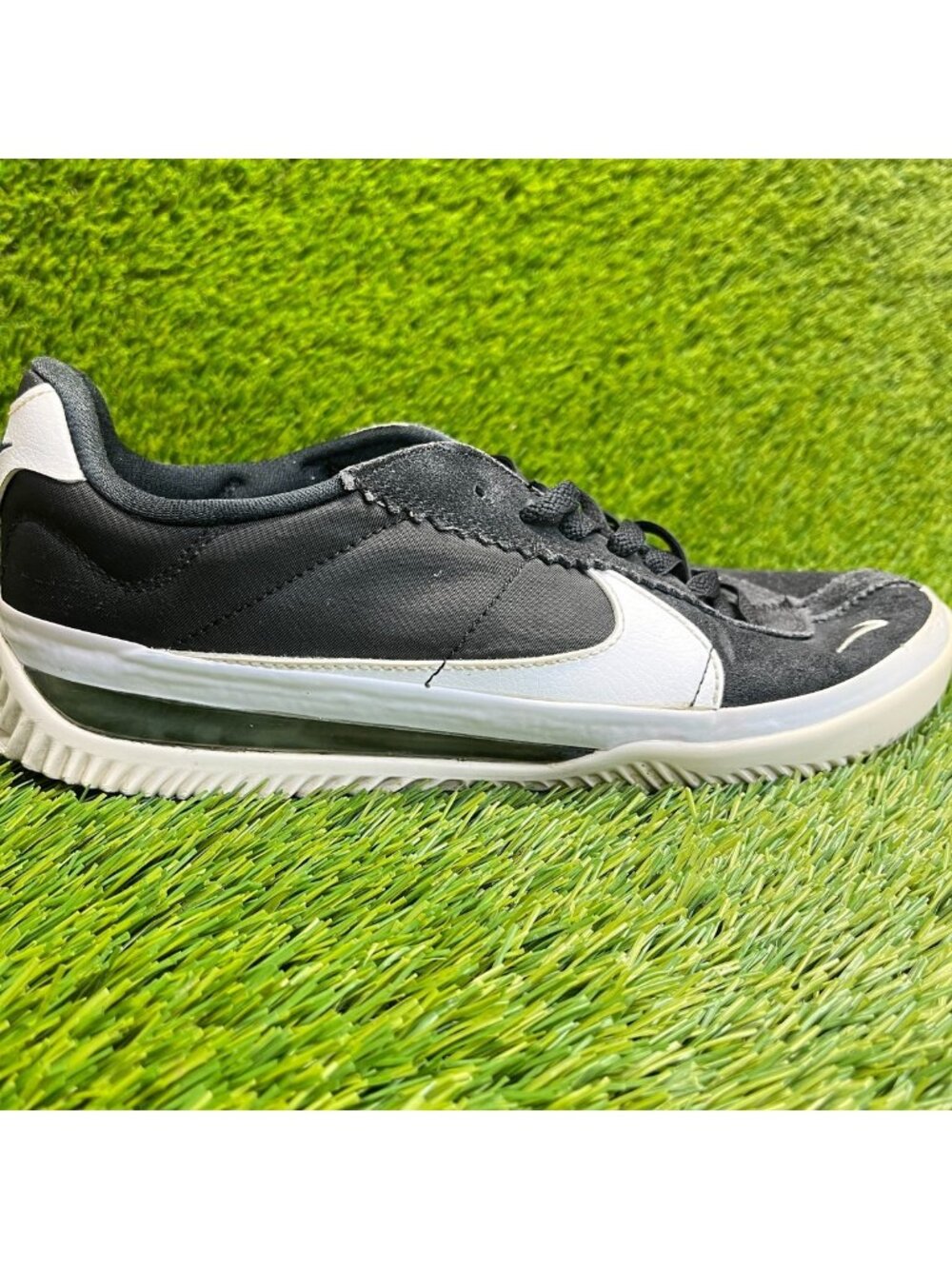 Nike SB BRSB Mens Size 9 Black White Athletic‎ Walking Skateboard Shoes Sneakers